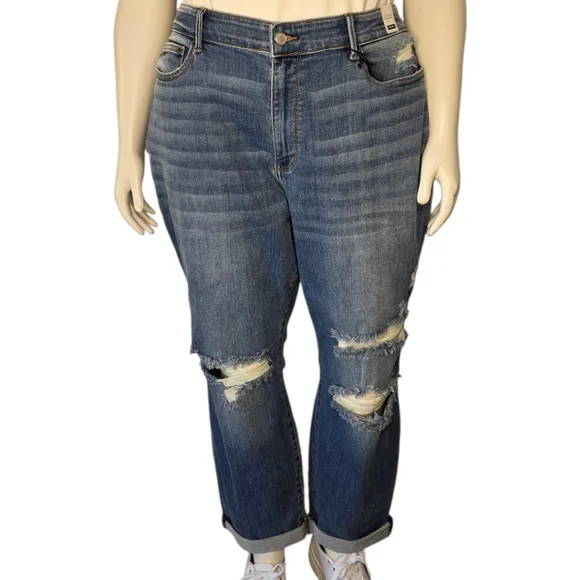 Judy Blue Paul Mid Rise Boyfriend Jeans 22W Distressed Vintage Wash NWT - Picture 4 of 10